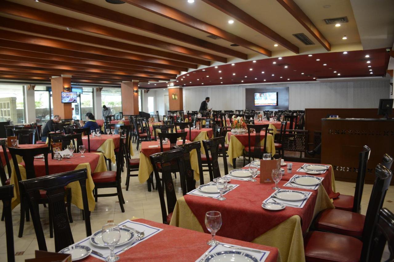Islamabad Hotel Exterior photo